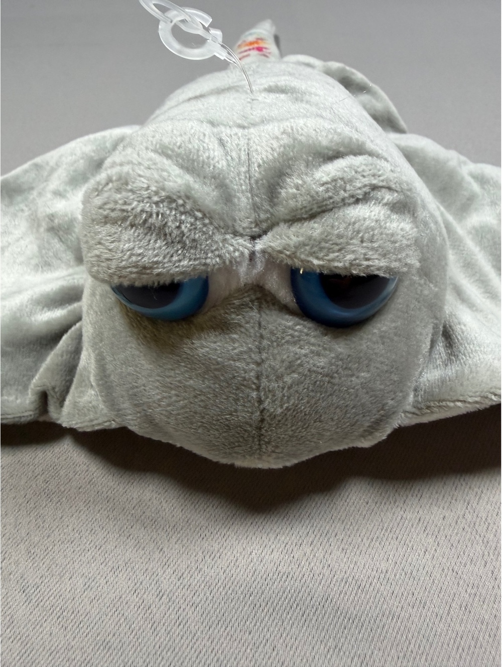 Gray stingray plush toy - Picture 2 of 7